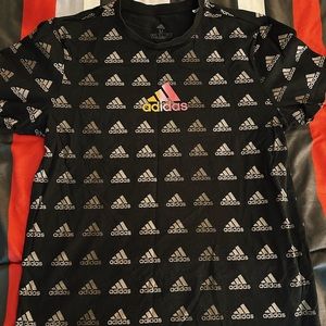 Adidas T-shirt